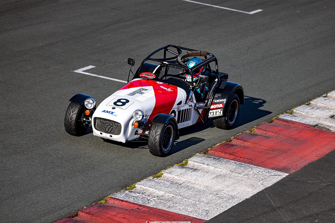 V6-44-SA-SQ-Maxime Martel - BRM Chronographes