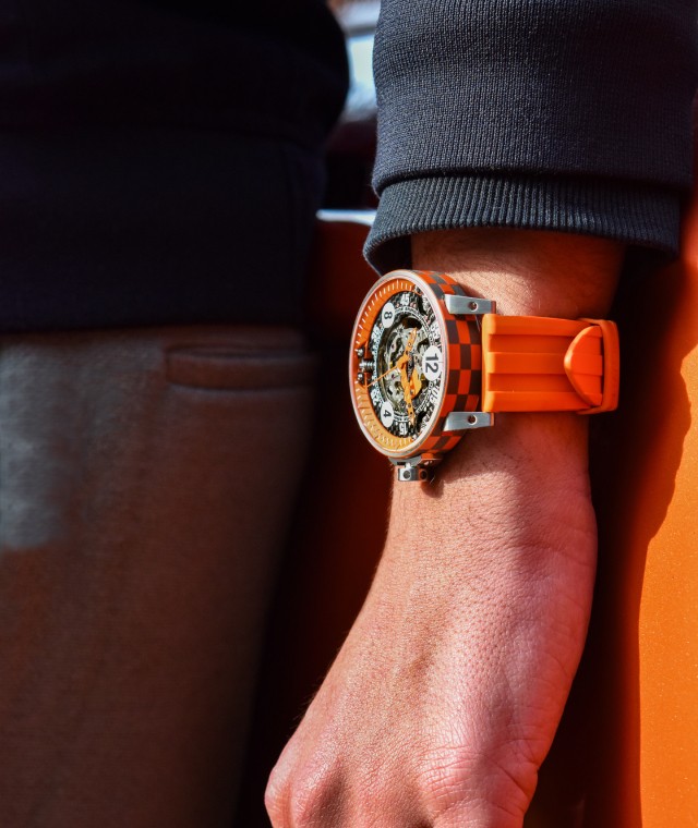 V6-44-SA Orange Skeleton Cercolor – Racing-Inspired Watchmaking